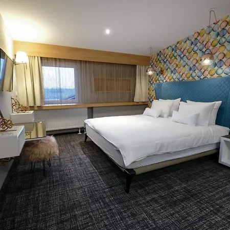 Kunst Hotel 4*