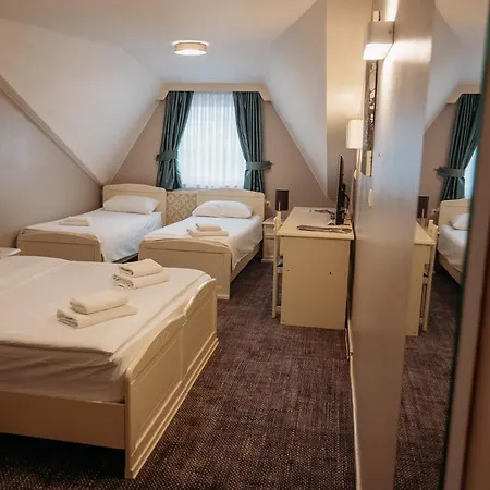 Hotel Kunst 3*