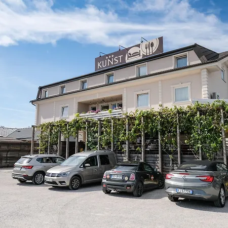 Kunst Hotel